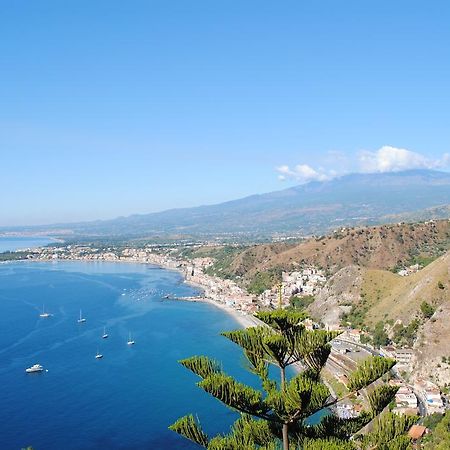 Tiziana Apartamento Giardini Naxos Quarto foto