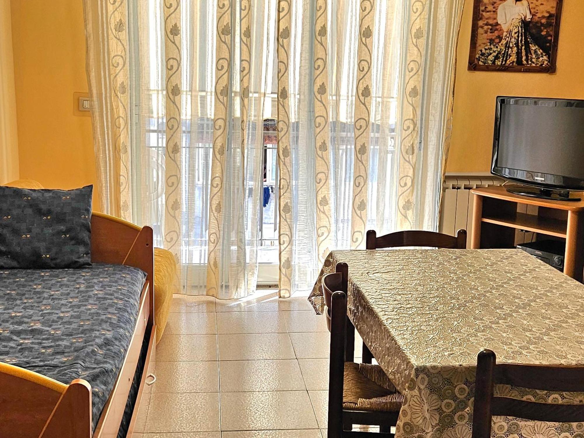 Tiziana Apartamento Giardini Naxos Exterior foto
